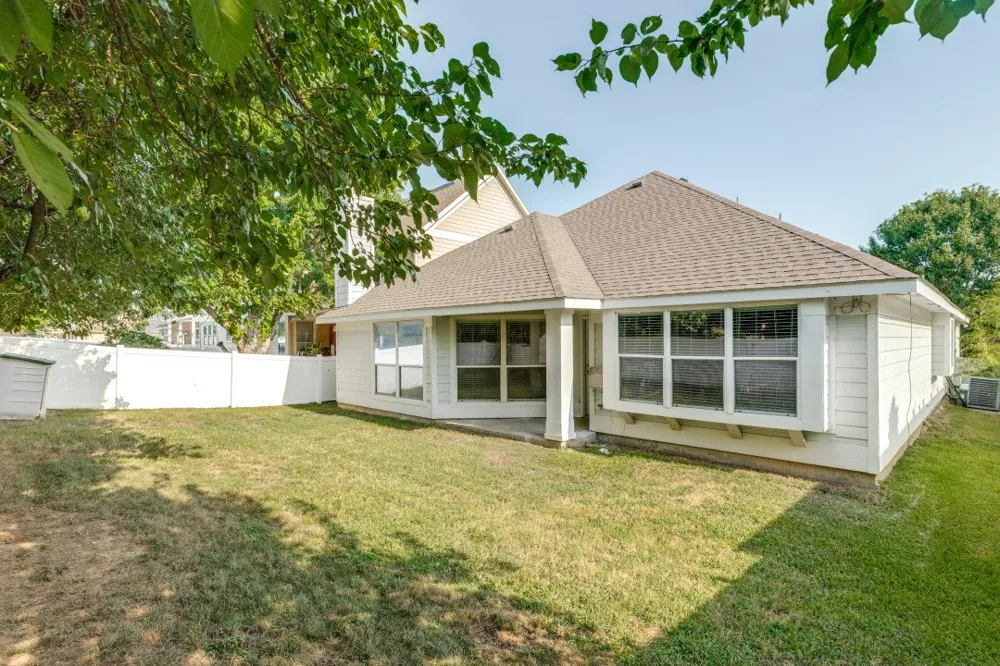 1504 Oakcrest Drive Providence Village, TX 76227