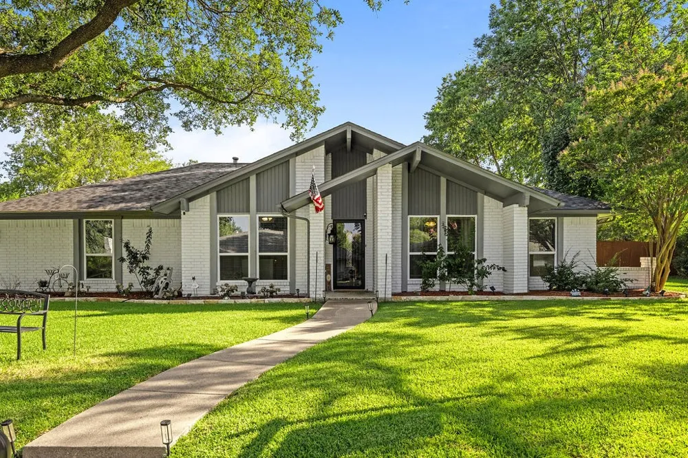 1320 San Antone Lane Lewisville, TX 75077