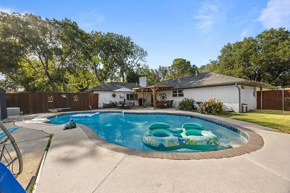 1320 San Antone Lane Lewisville, TX 75077