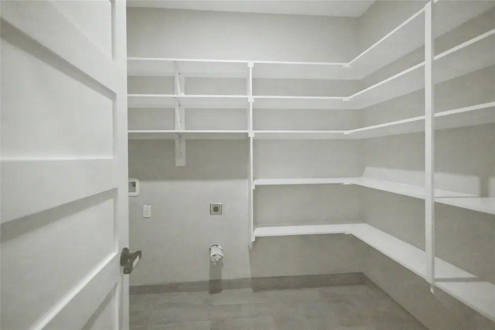 3964 County Road 200 Valley View, TX 76272