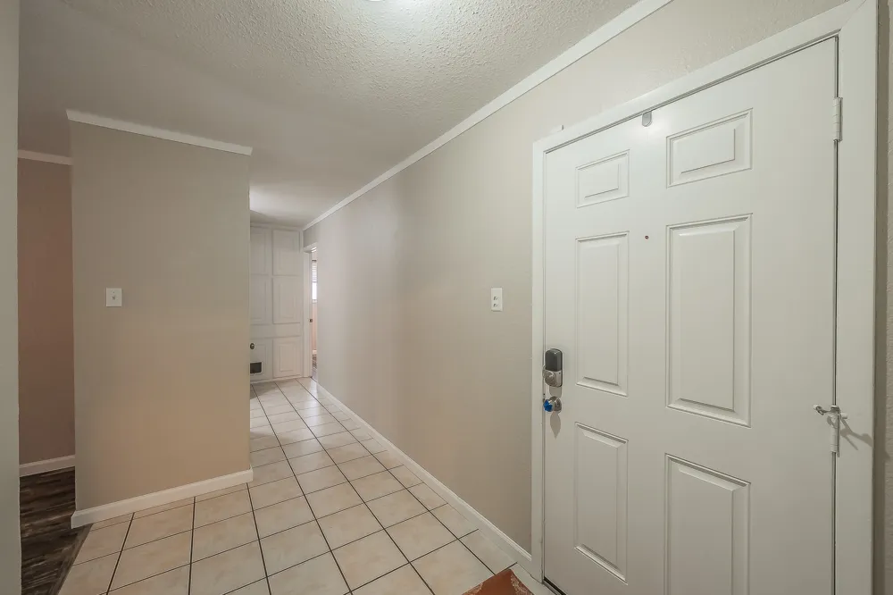 612 Bayless Drive Euless, TX 76040