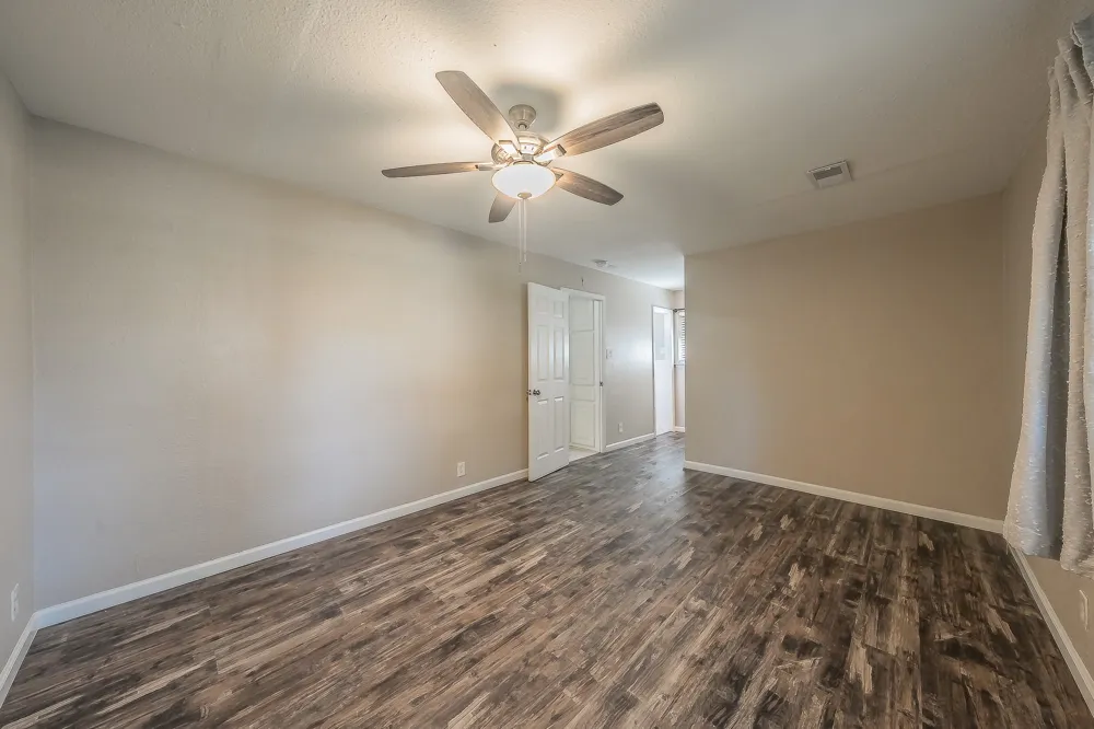 612 Bayless Drive Euless, TX 76040