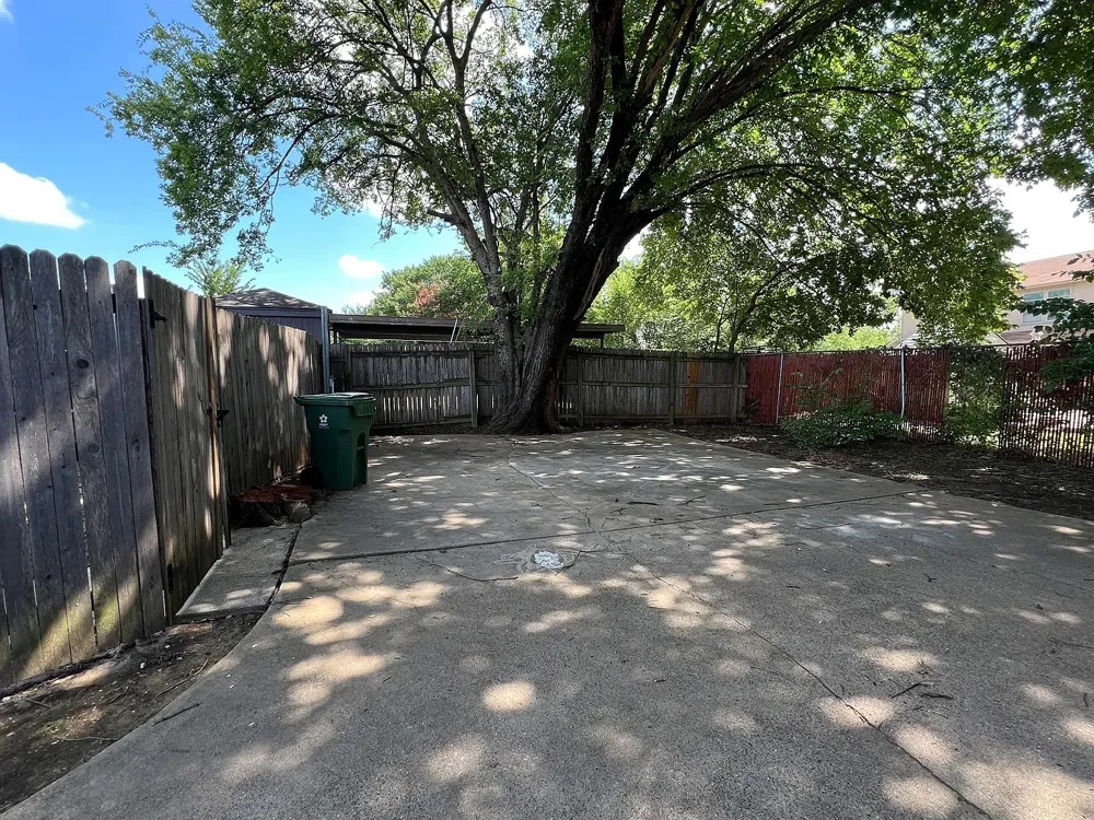 2408 Indigo Lane Arlington, TX 76015