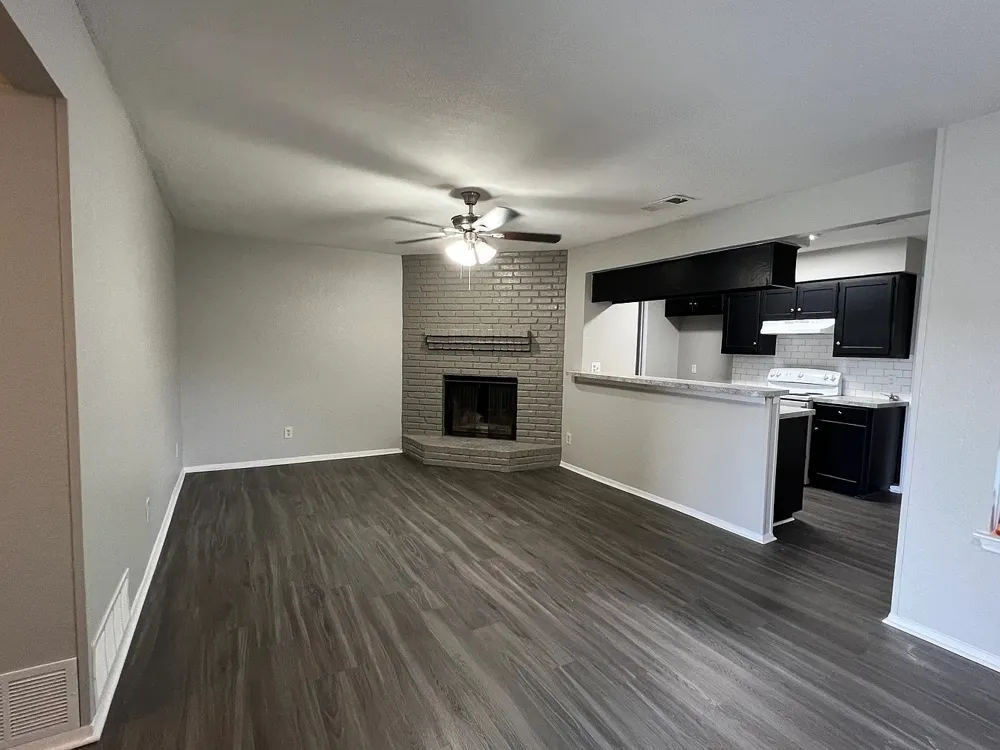 2408 Indigo Lane Arlington, TX 76015