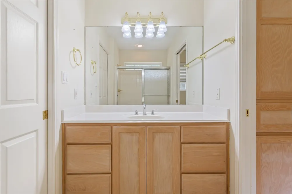 804 Canary Lane Fairfield, TX 75840