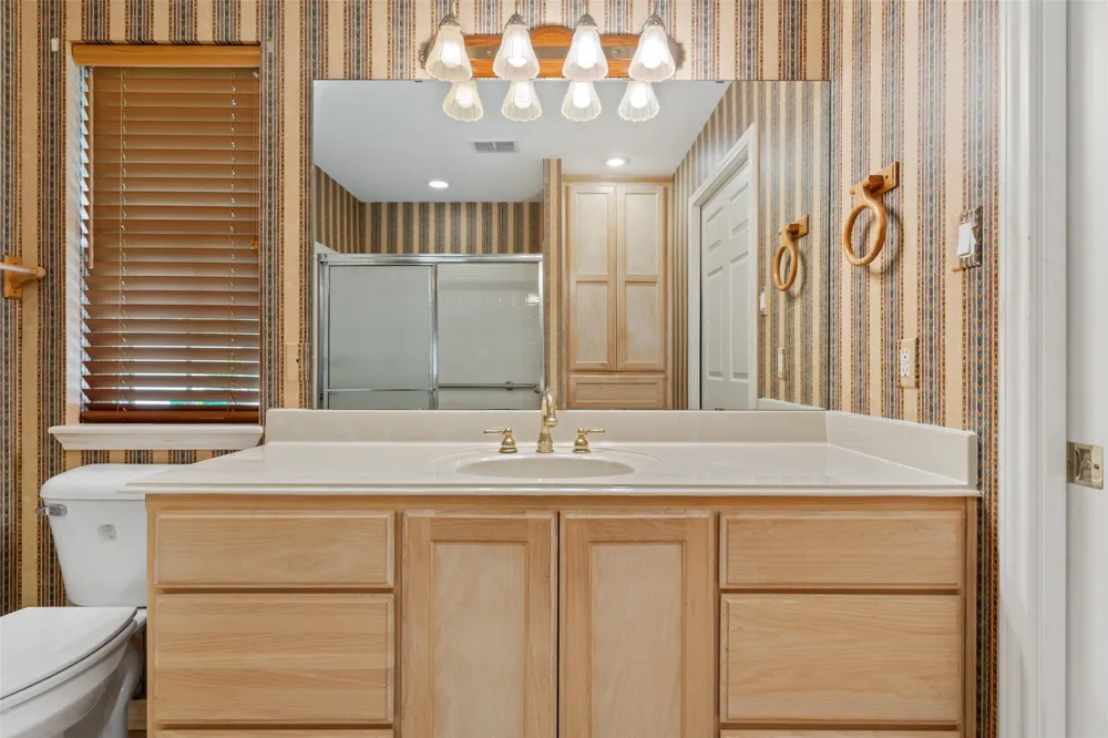 804 Canary Lane Fairfield, TX 75840