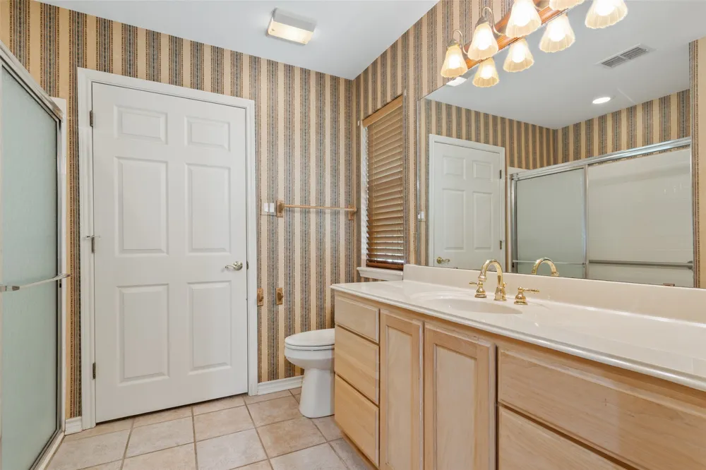 804 Canary Lane Fairfield, TX 75840