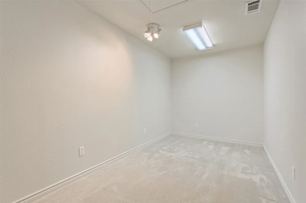 804 Canary Lane Fairfield, TX 75840