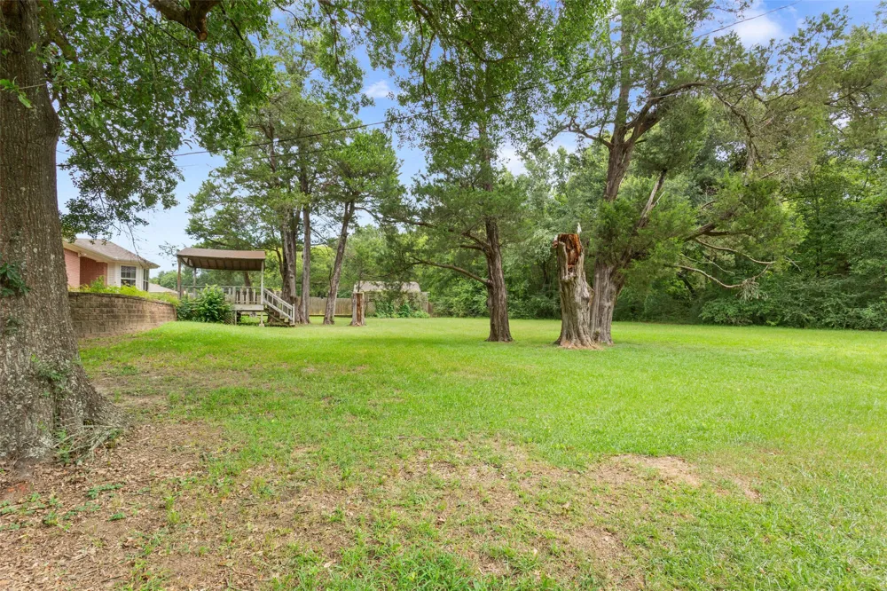 804 Canary Lane Fairfield, TX 75840
