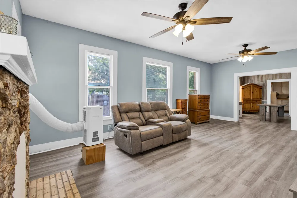 106 College Street Marshall, TX 75670