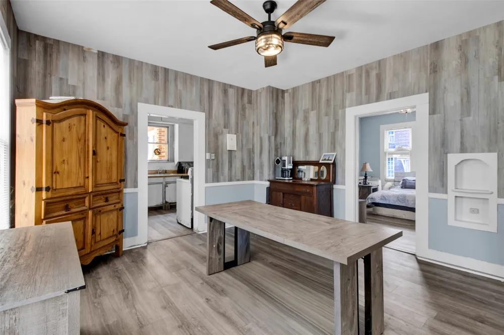 106 College Street Marshall, TX 75670