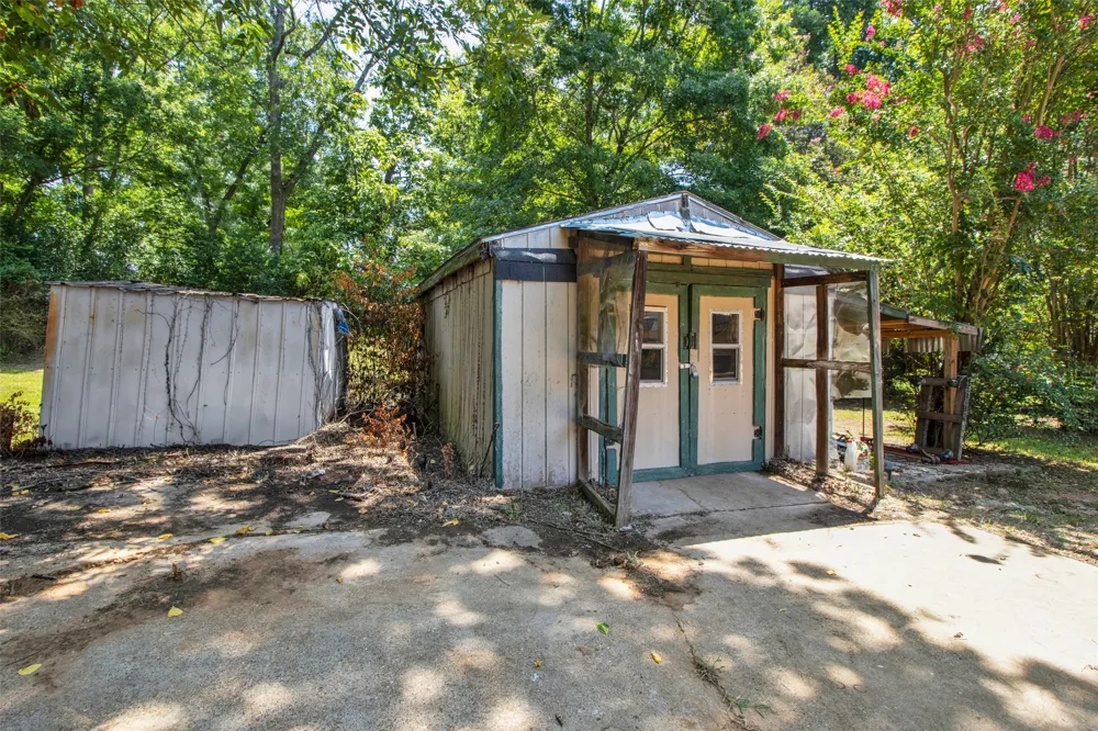 106 College Street Marshall, TX 75670