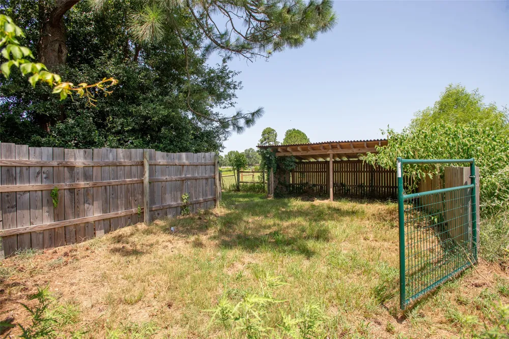 7470 FM 317 Athens, TX 75752