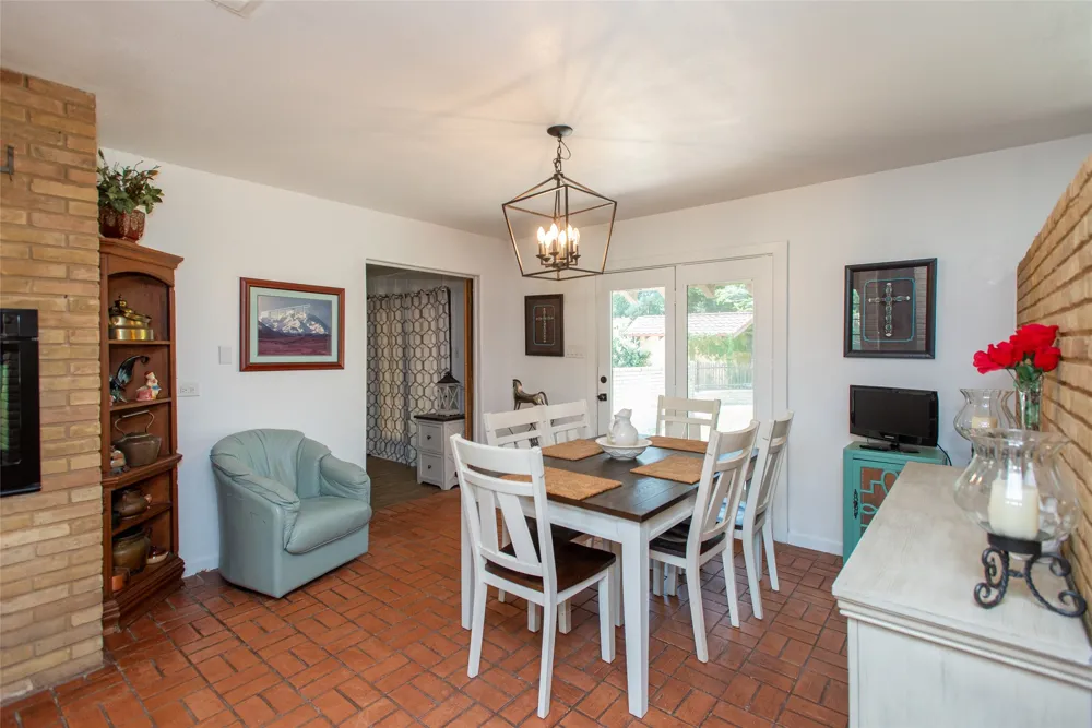 7470 FM 317 Athens, TX 75752