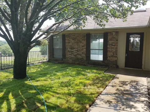 898 Ridgeview Road