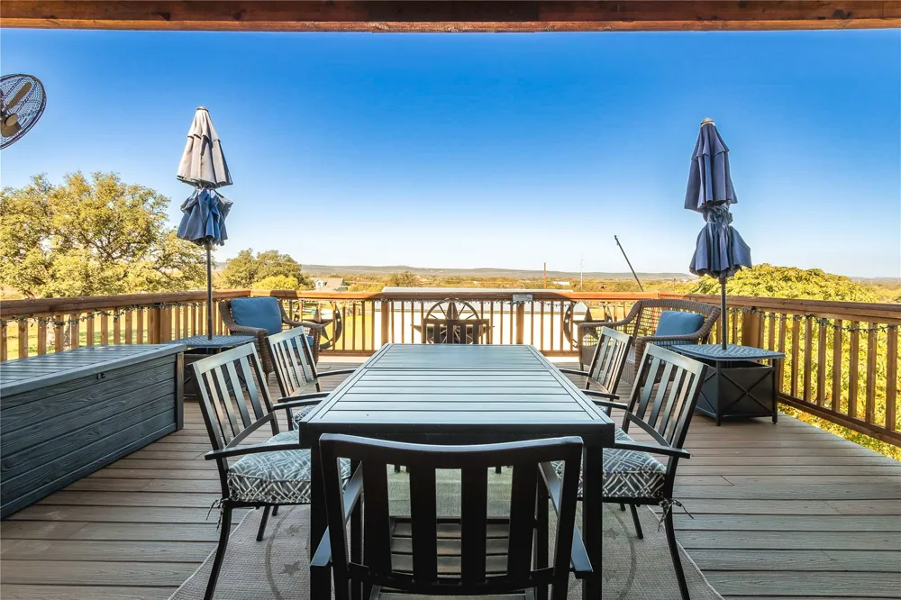 800 Quarter Horse Circle Kingsland, TX 78639
