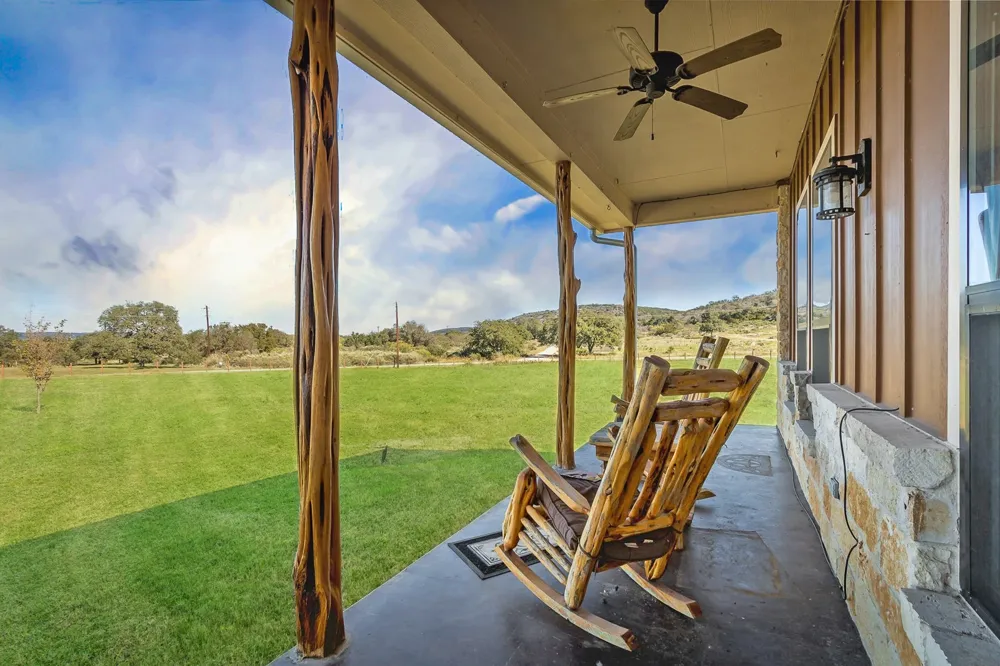800 Quarter Horse Circle Kingsland, TX 78639