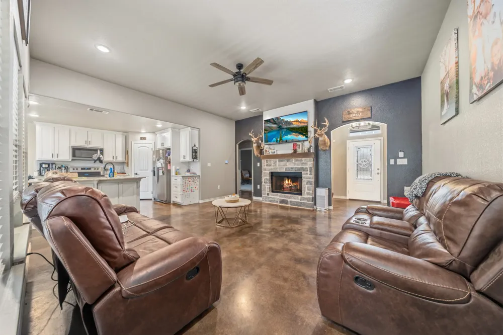 116 Wildcat Way Whitney, TX 76692