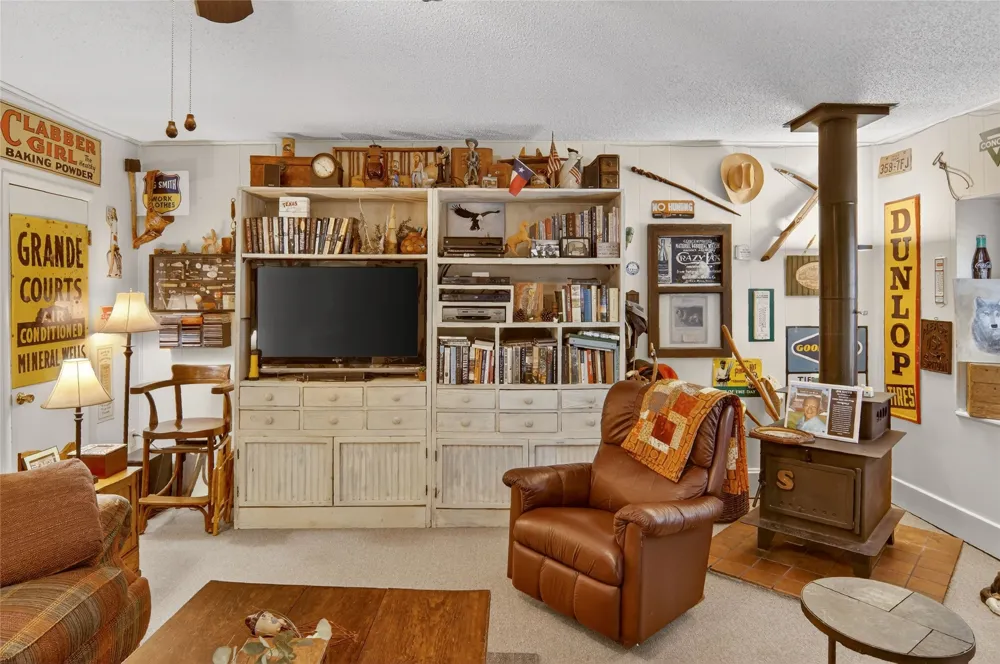 1706 Goodwin Drive Mineral Wells, TX 76067