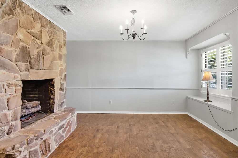1706 Goodwin Drive Mineral Wells, TX 76067