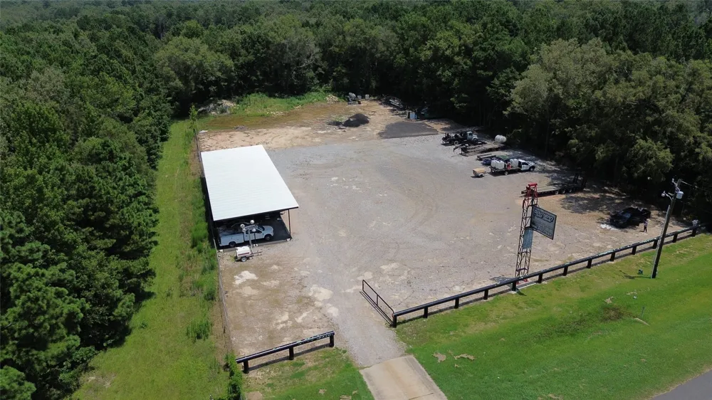 12545 Mansfield Road Keithville, LA 71047