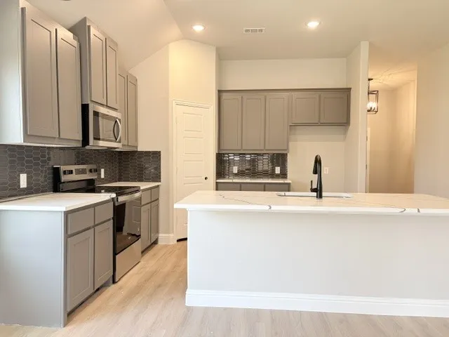 1961 Daybreak Drive Venus, TX 76009