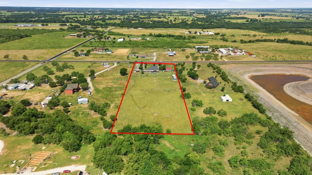 10732 Fm 1385 Pilot Point, TX 76258