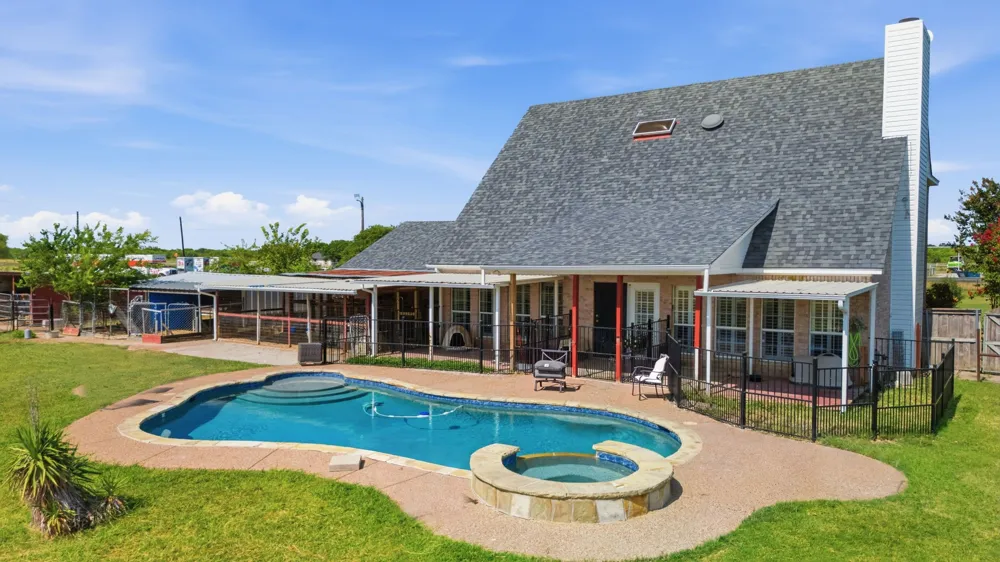 10732 Fm 1385 Pilot Point, TX 76258