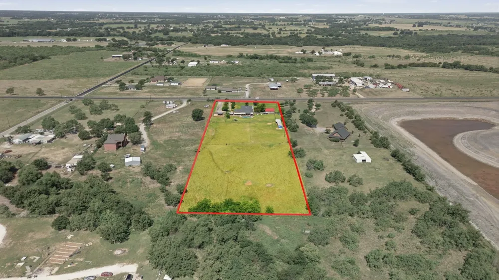 10732 Fm 1385 Pilot Point, TX 76258