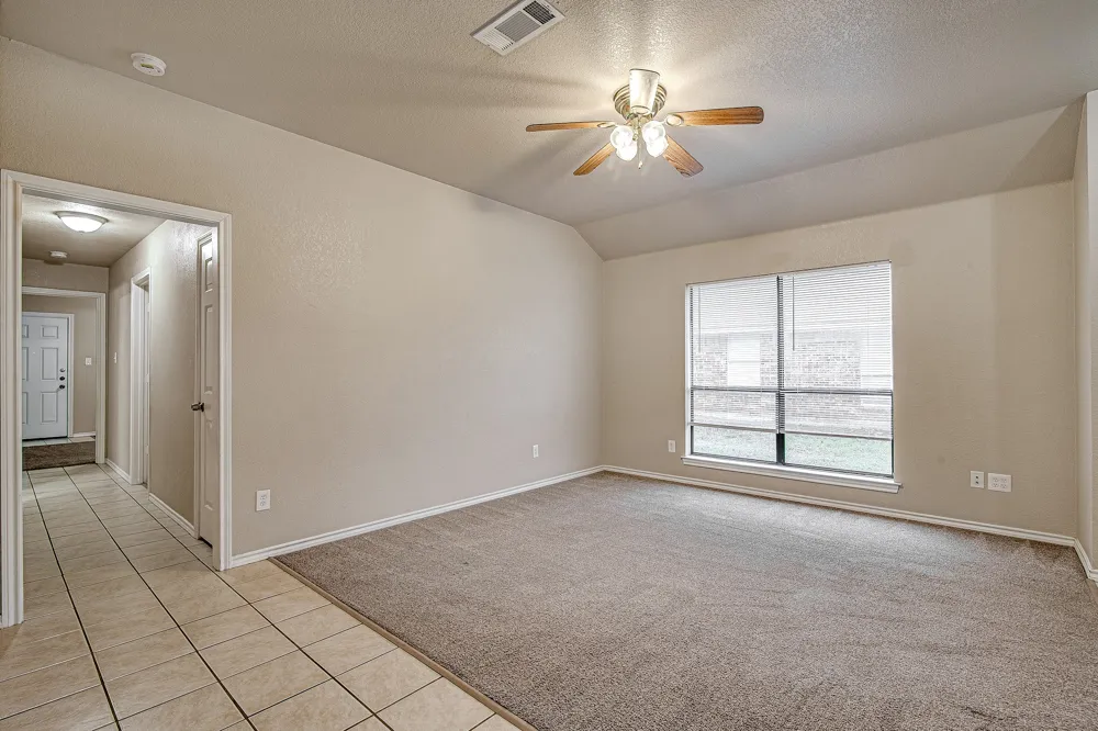 116 Honey Bee Drive Joshua, TX 76058