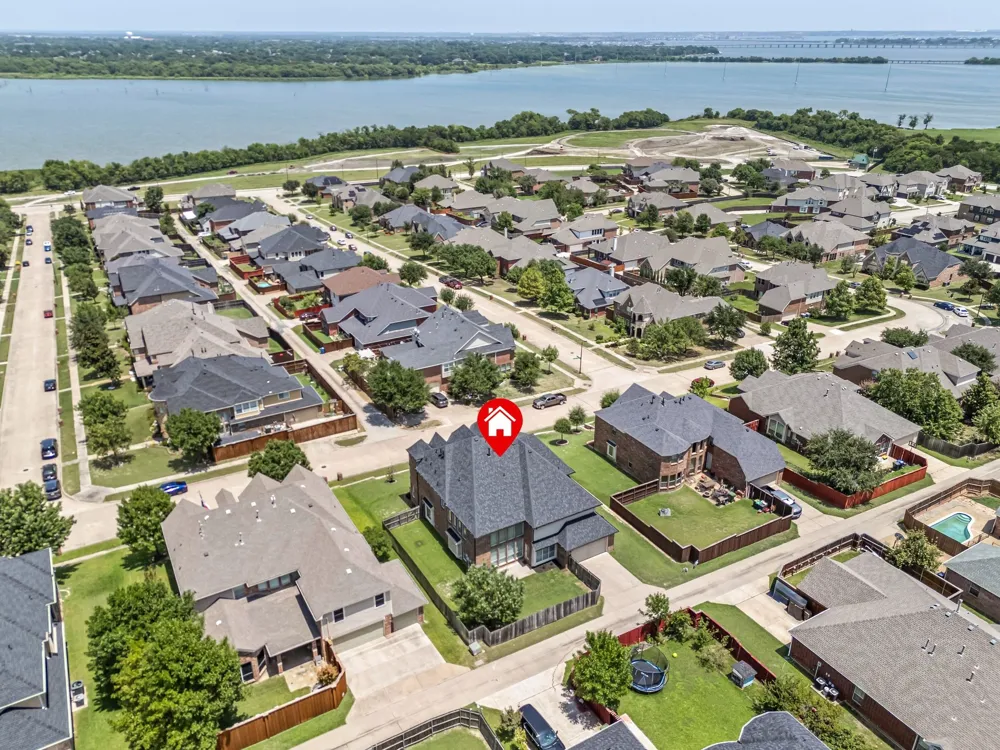 4109 Claridge Terrace Garland, TX 75043
