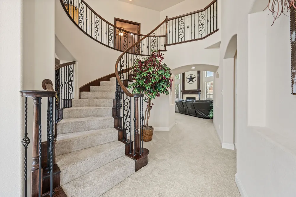 4109 Claridge Terrace Garland, TX 75043