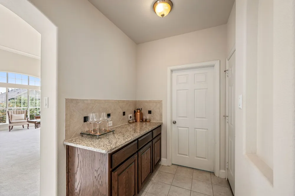 4109 Claridge Terrace Garland, TX 75043