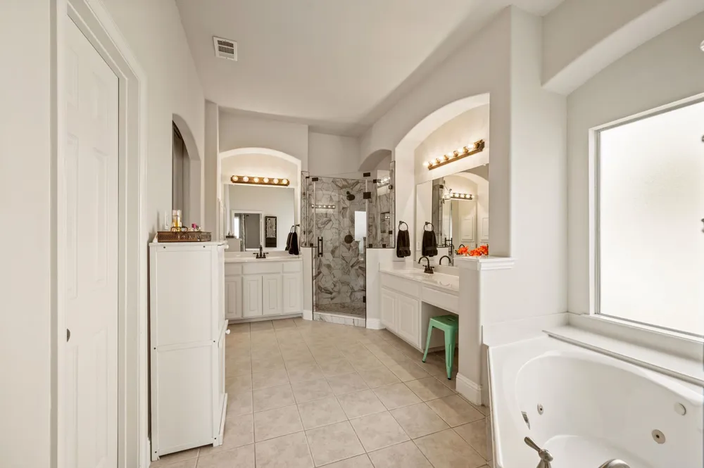 4109 Claridge Terrace Garland, TX 75043