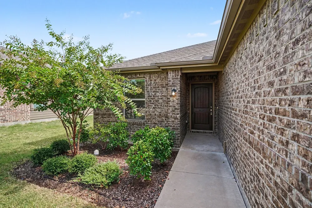 1425 Waverley Drive Greenville, TX 75402