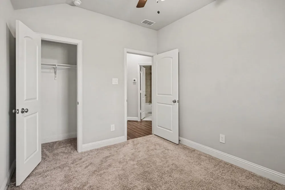 1425 Waverley Drive Greenville, TX 75402