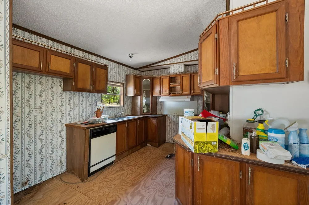 1684 An County Rd 441 Road Palestine, TX 75803