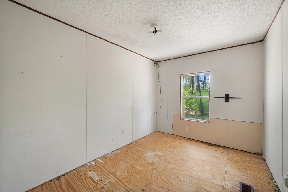 1684 An County Rd 441 Road Palestine, TX 75803