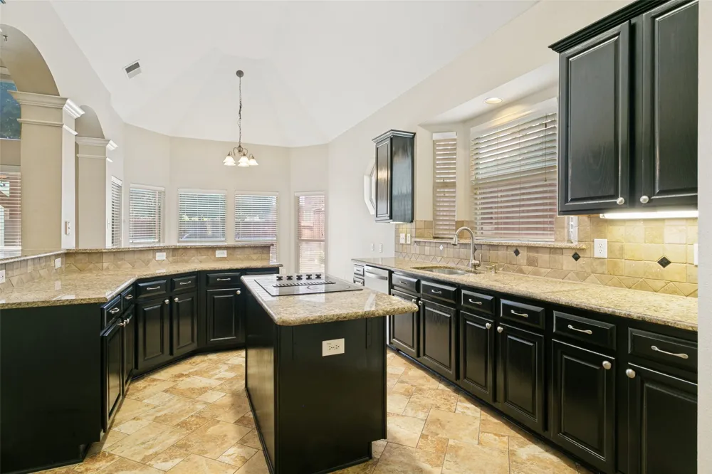 2409 Candlebrook Drive Flower Mound, TX 75028