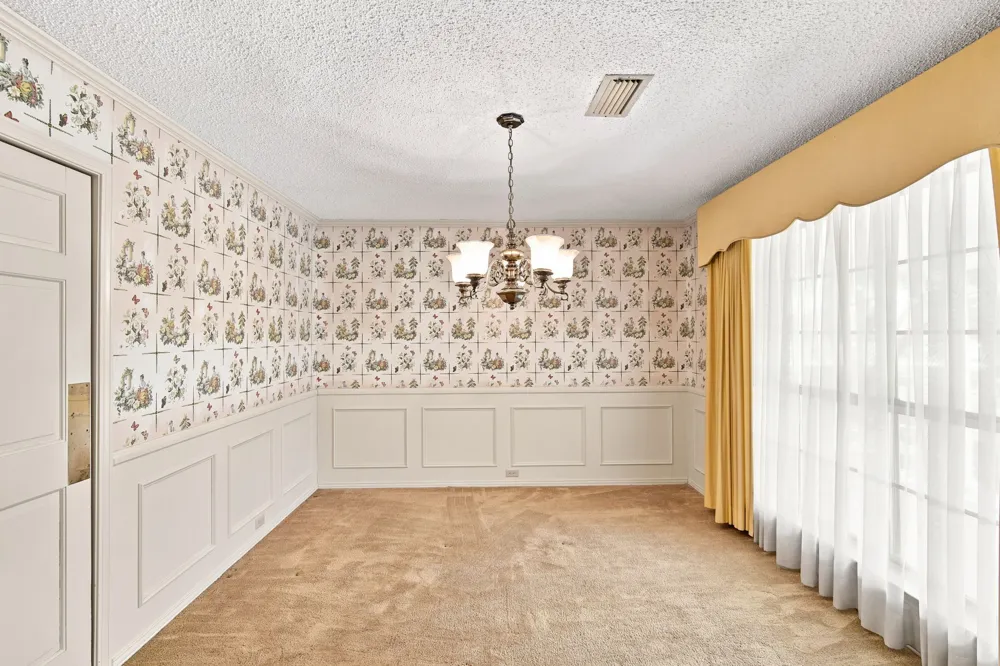 2000 Crisp Road Ennis, TX 75119