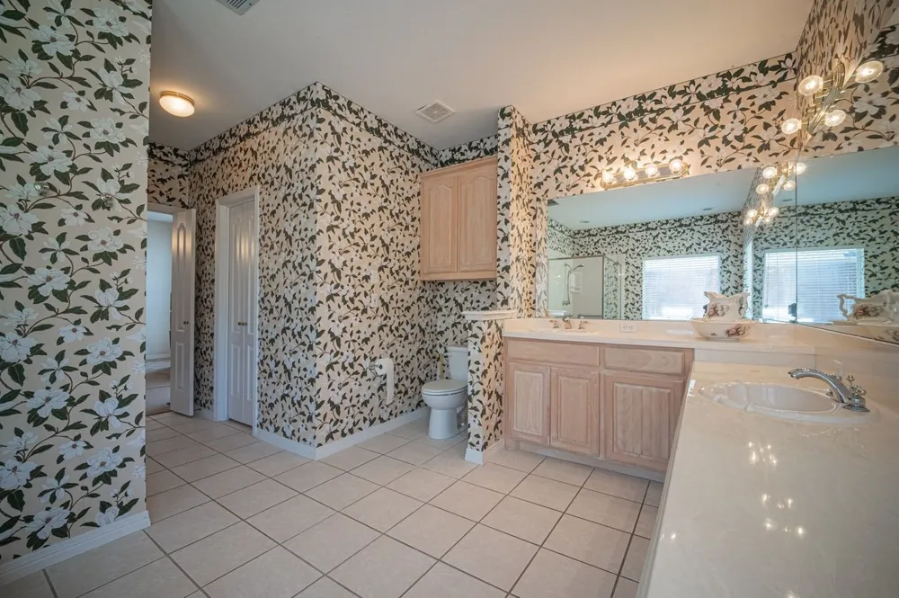 103 Meadow Glen Lane Ovilla, TX 75154