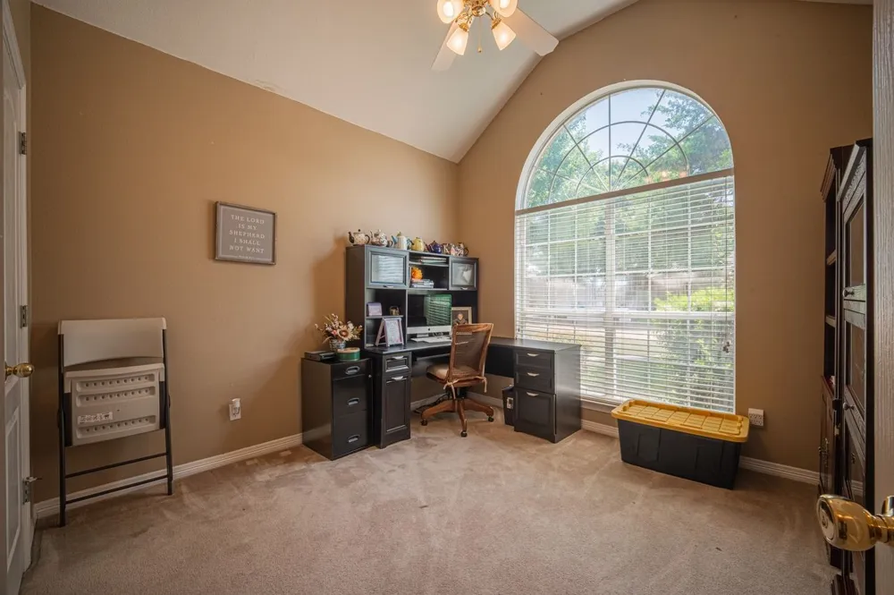 103 Meadow Glen Lane Ovilla, TX 75154