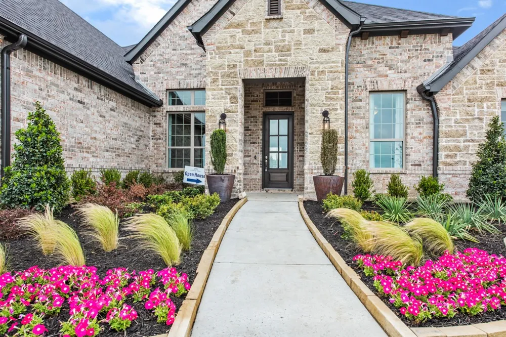 2141 Glenbrook Street Haslet, TX 76052