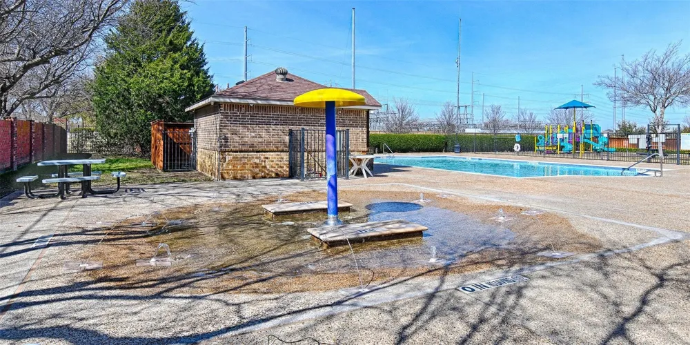 13160 Larks View Point Fort Worth, TX 76244