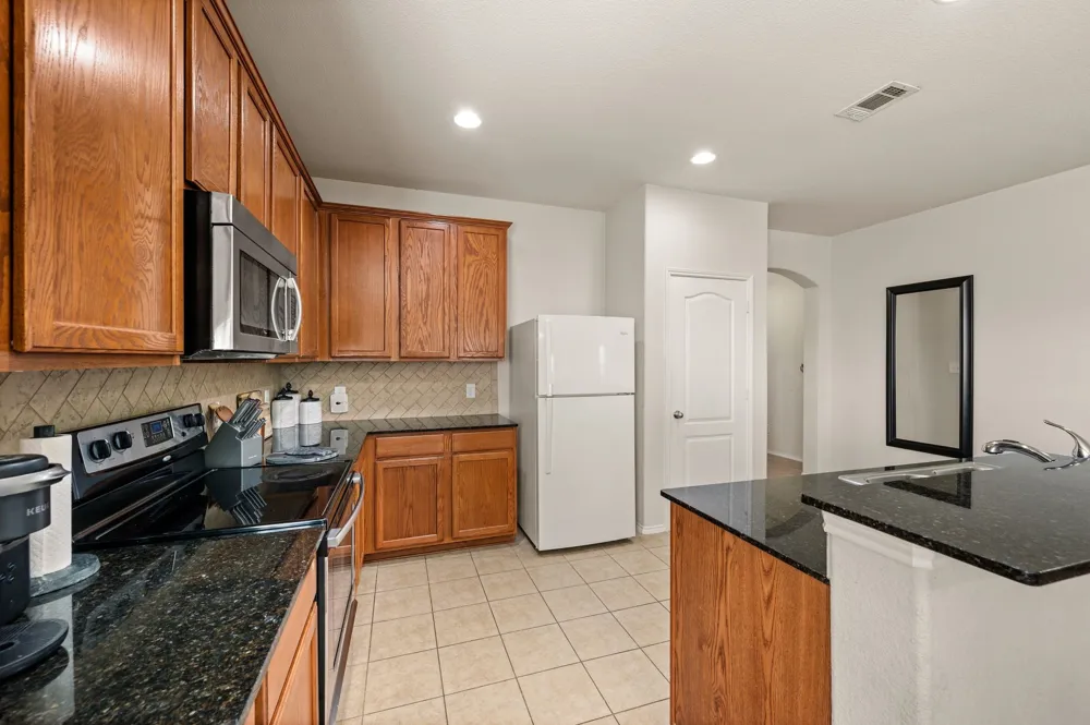 13160 Larks View Point Fort Worth, TX 76244