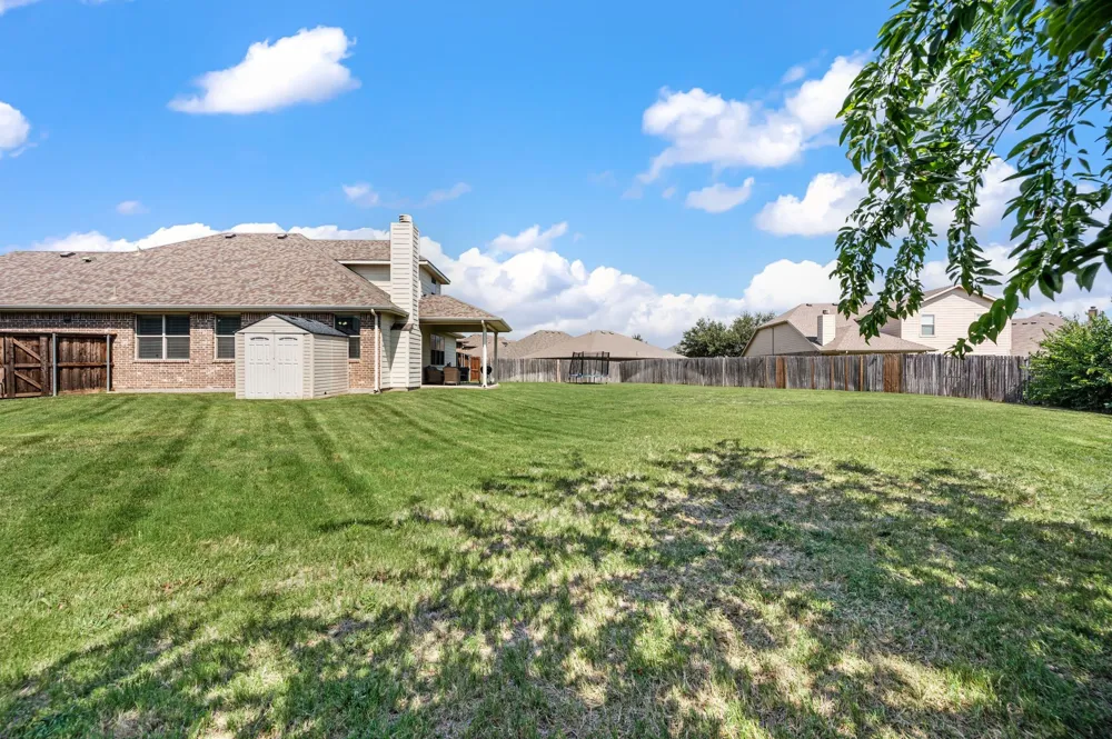 13160 Larks View Point Fort Worth, TX 76244