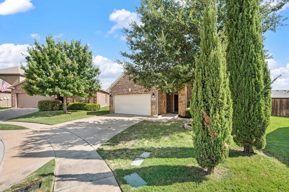 13160 Larks View Point Fort Worth, TX 76244