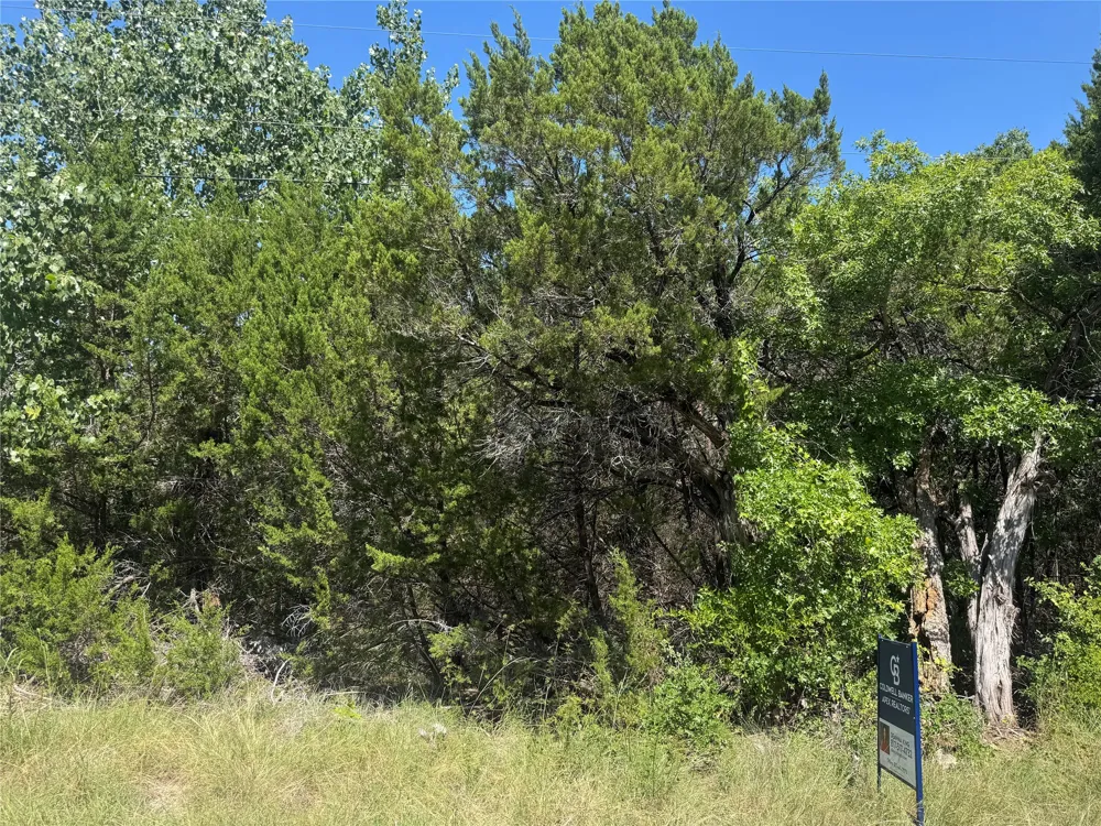 1516 S Chisholm Trail Granbury, TX 76048