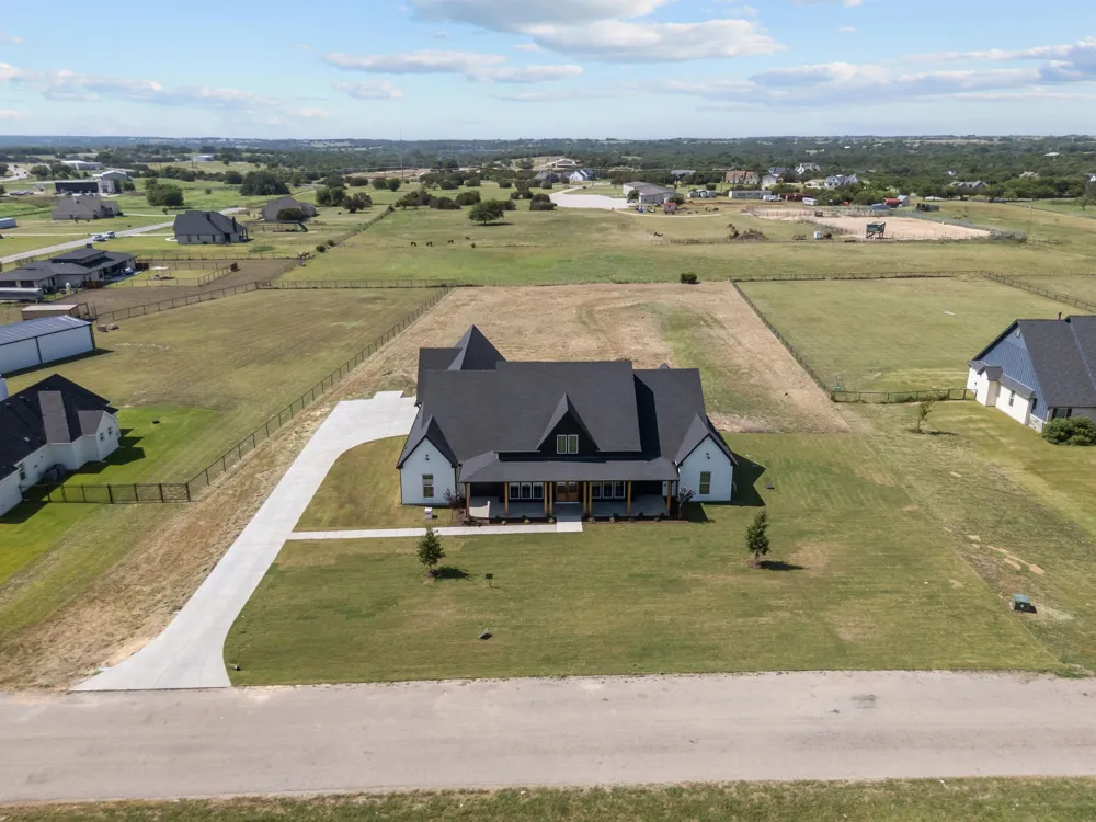 1015 Pilgrim Trail Weatherford, TX 76088