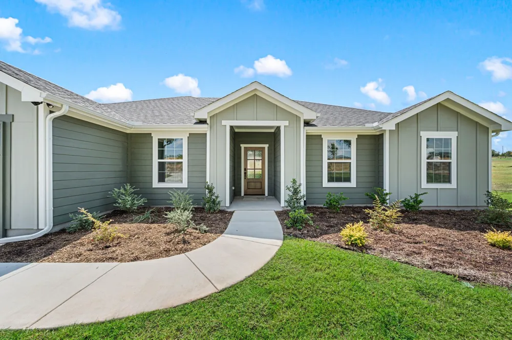 2008 Willy Dilly Road Springtown, TX 76082